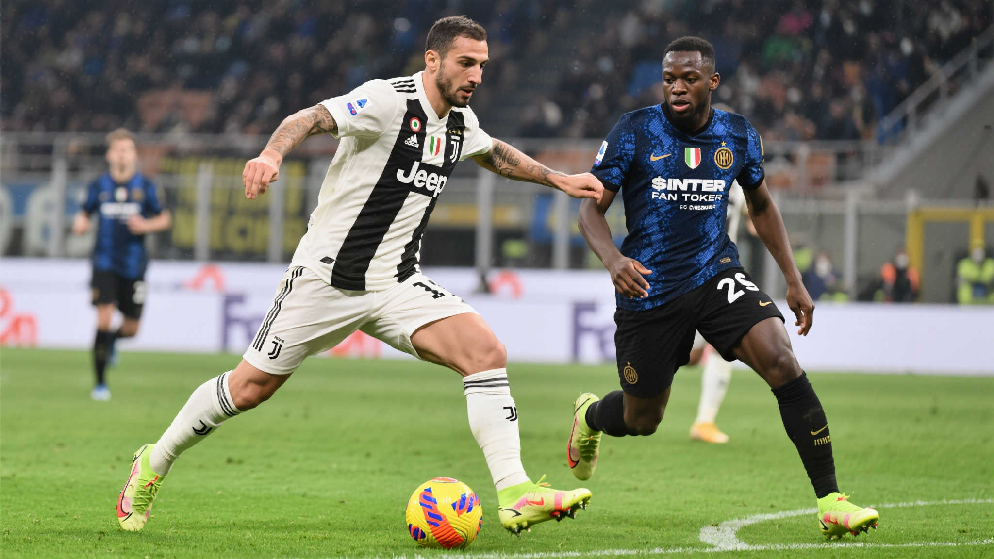 上半场:多特3-1领先日落,贝林厄姆首球,吉拉西与恩梅查建功 上半场:多特3-1领先日落,贝林厄姆首球,吉拉西与恩梅查建功